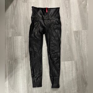 Spanx Faux Leather Leggings in Black Size L